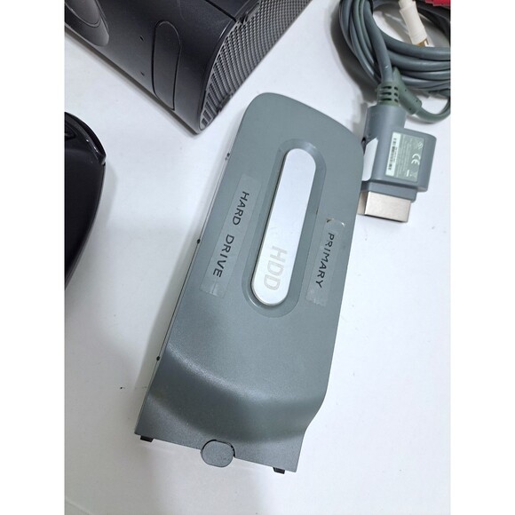 Microsoft Xbox 360 Elite Console Bundle Controllers Power Supply Cables Kinect - Picture 8 of 15